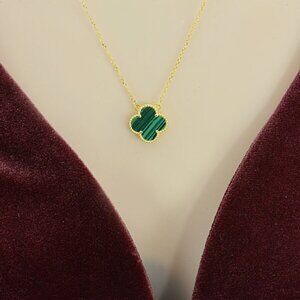 18k Gold Plated Sterling Silver Green Shell Quatrefoil Clover Pendant Necklace